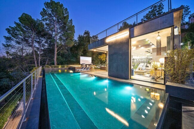 Photo - 3712 Broadlawn Dr