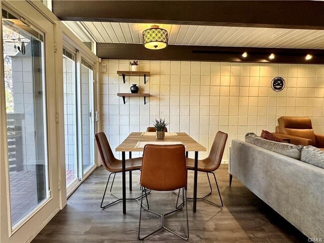 Photo - Fully furnished mid-century modern oasis located less than a mile