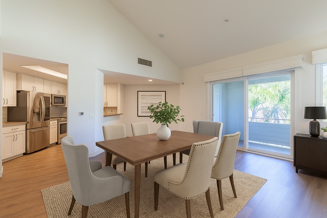 Photo - 4701 Date Ave Unit 409