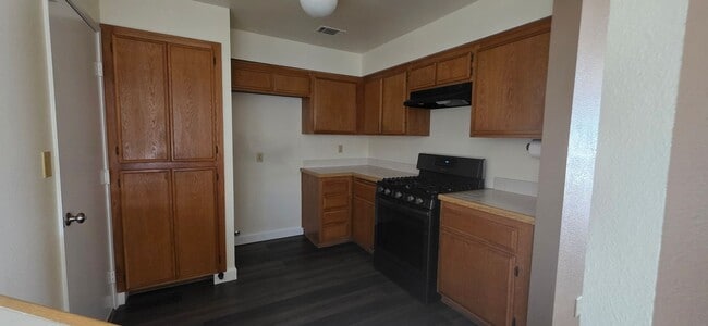 Photo - 1731 Vasili Ln