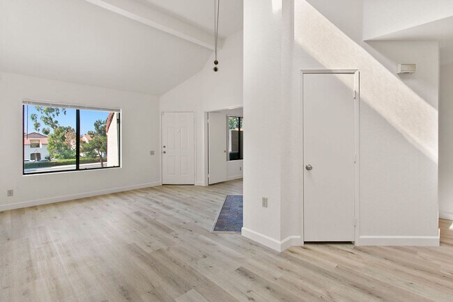 Photo - 3 Largo St Unit Largo