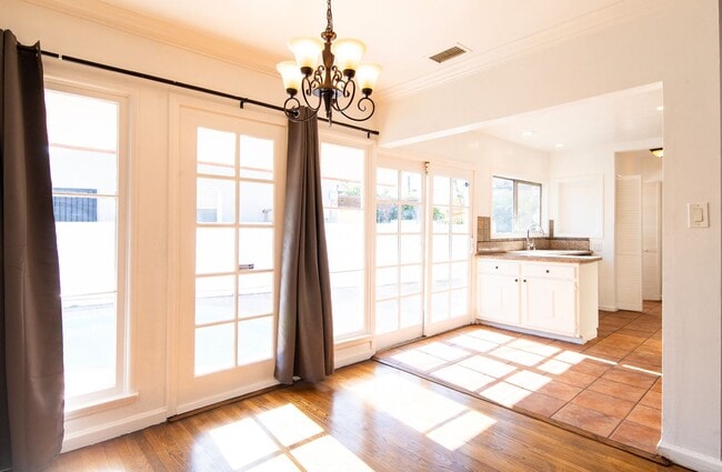 Photo - House - 3 Bedrooms / 2 Baths - Norwalk