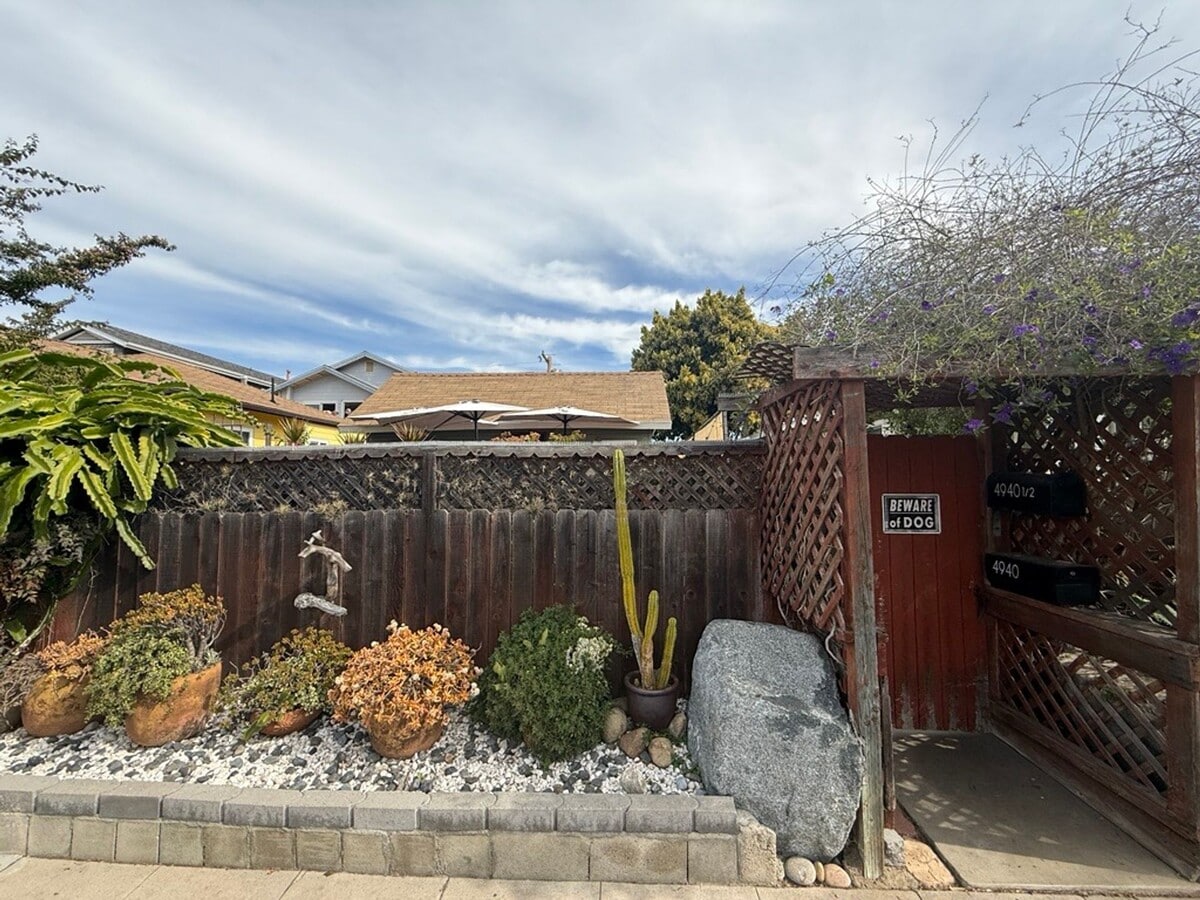 Photo - Coastal Living at its Finest: 2BD Ocean Beach Cottage! Unit 4940 Brighton Ave