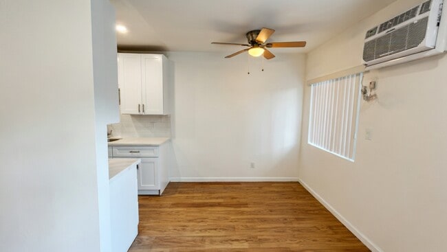 Photo - 323 E Chestnut St Unit 12