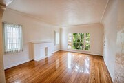 Photo - 330 N Genesee Ave Apartments