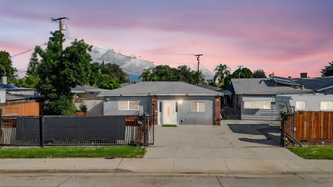 Building Photo - 1216 Butterfield Rd