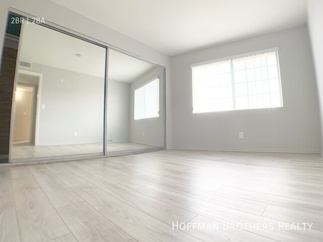 Photo - 4280 Lindblade Dr Unit 104