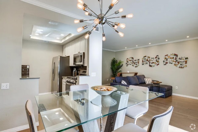 Building Photo - 701 Kettner Blvd Rental