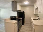 Photo - 702 R Ave Townhome
