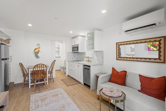 Photo - 2258 Helios Dr