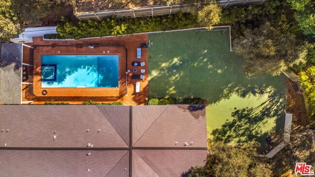 Photo - 9669 Oak Pass Rd