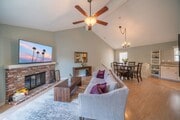 Photo - 211 S Helberta Ave