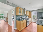 Photo - 1139 Yale St Townhome