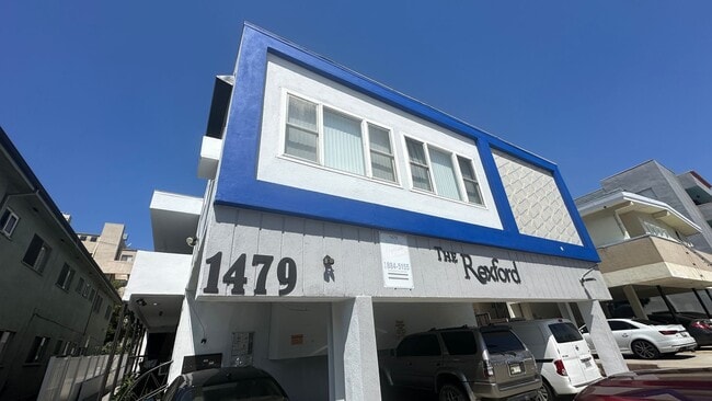 Building Photo - Spacious 2B/1.5B Unit 6 Rental