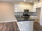 Photo - 159 E Commercial St Townhome