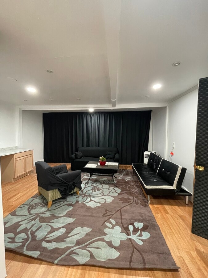 Photo - 22023 Neptune Ave Unit studio