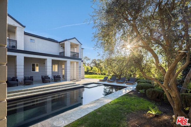 Photo - 28600 Pacific Coast Hwy