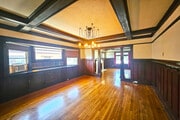 Photo - 648 N Heliotrope Dr