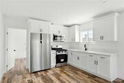 Photo - 523 W 78th St Townhome