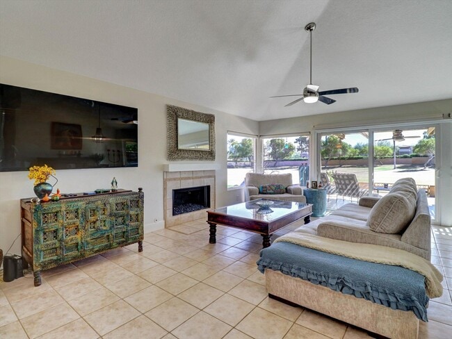 Photo - 77897 Woodhaven Dr S