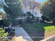 Photo - 1706 Vine St