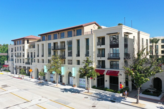 Avila - Avila Apartments