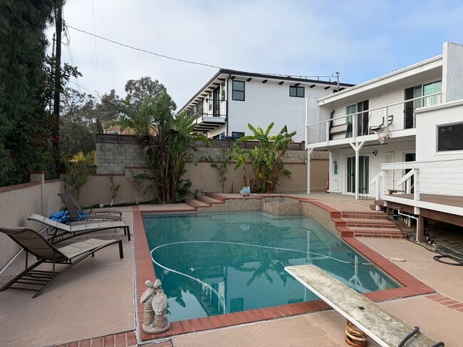 Photo - 2396 Redlands Dr