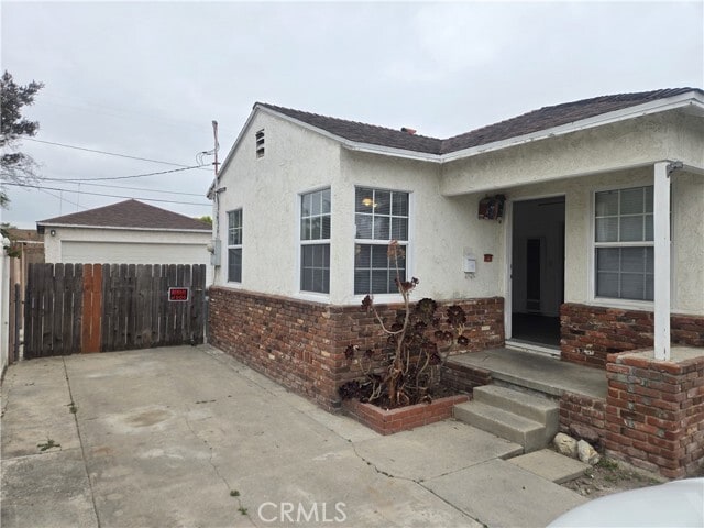 Photo - 8192 Franklin St