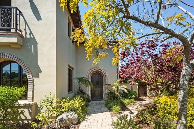 Photo - The Bluff's Unfurnished 3 bdrm Home