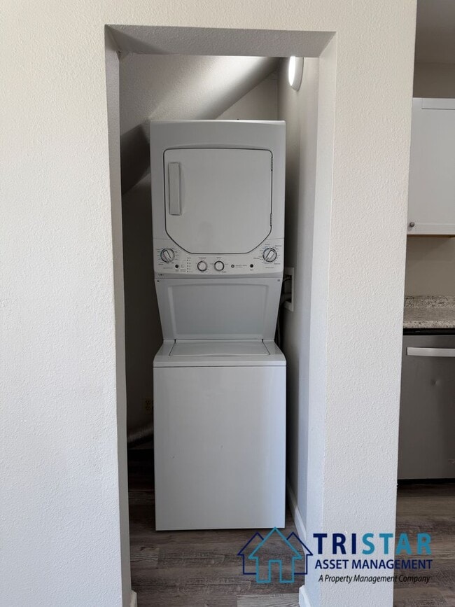 Photo - 12223-12227 Woodside Avenue  - 12227 B Unit 12227 B
