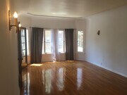 Photo - 325 S Cochran Ave