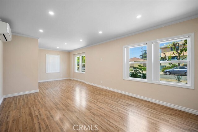 Photo - 528 Ivy St