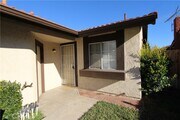 Photo - 836 Cisco St S