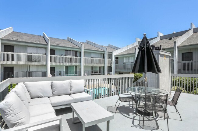 Photo - 1124 Eureka St