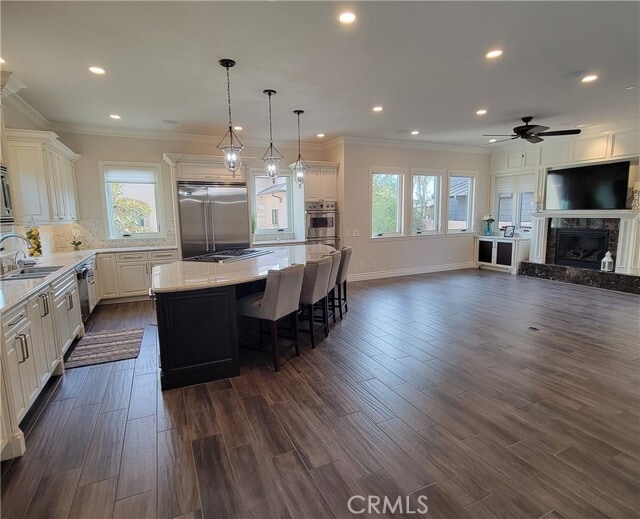 Photo - 352 Hazel Dr