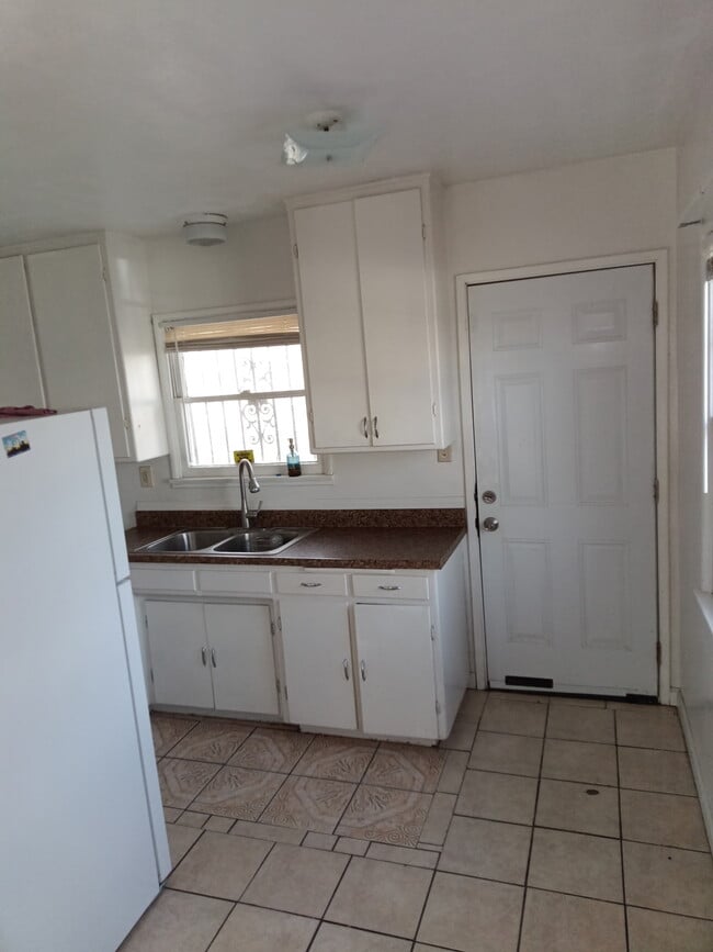 Photo - 516 E Fredricks St Unit A