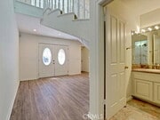 Photo - 5224 Woodlake Ave