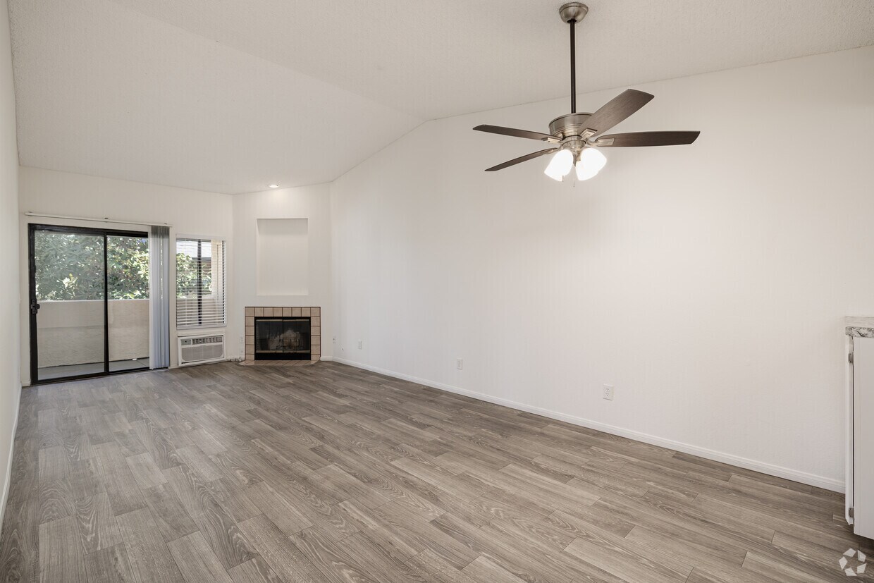 3D Tour - Legacy Residential