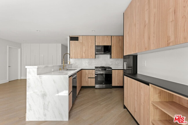 Photo - 1450 S Crescent Heights Blvd