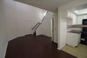 Photo - 5328 Riverton Ave Unit 203