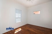 Photo - 2814-32 30th St