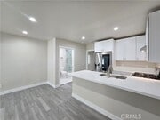 Photo - 4653 Emerson St