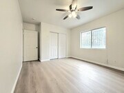 Photo - 1325 W 58th St Condo