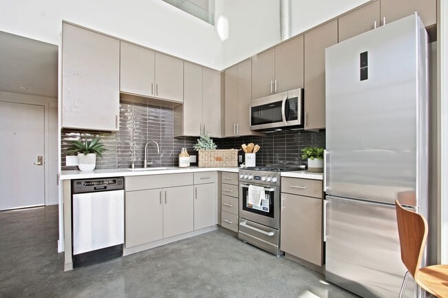 Photo - The Stanford West Unit 101