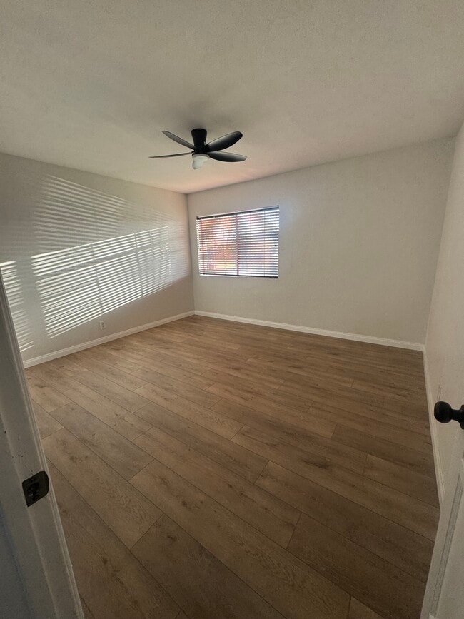 Photo - 11816 Arlee Ave