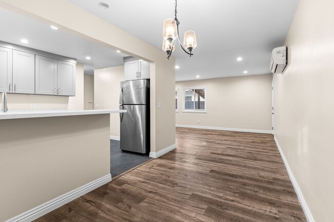 Photo - 1831 Lime Ave Unit 01