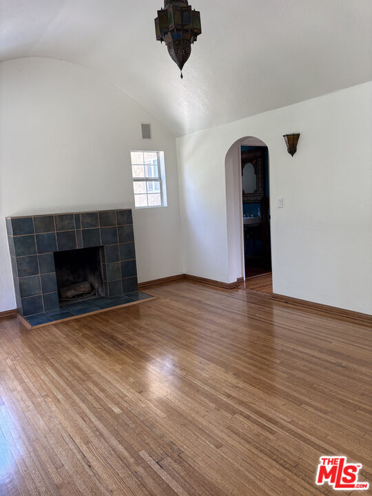 Photo - 1631 S Point View St