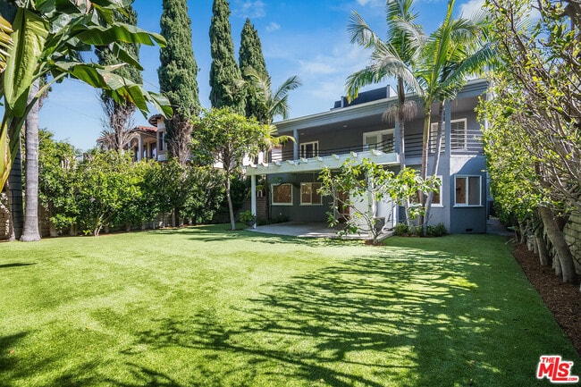 Photo - 161 N Hamel Dr