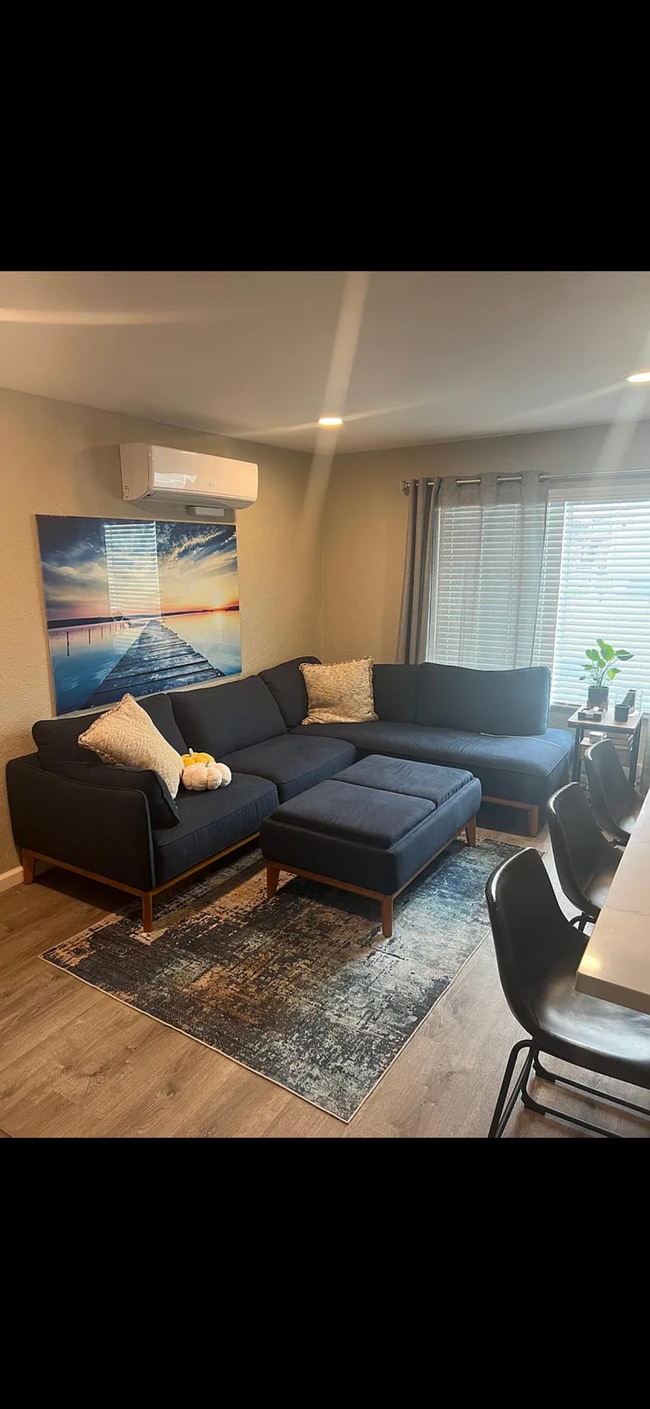 Photo - 4348 Temecula St Unit Ocean Beach | 2B 2B (plus office)