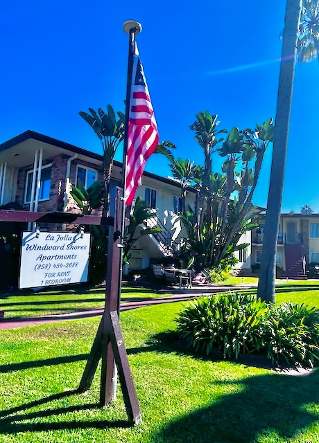 Building Photo - 8231 Camino Del Oro Unit 9